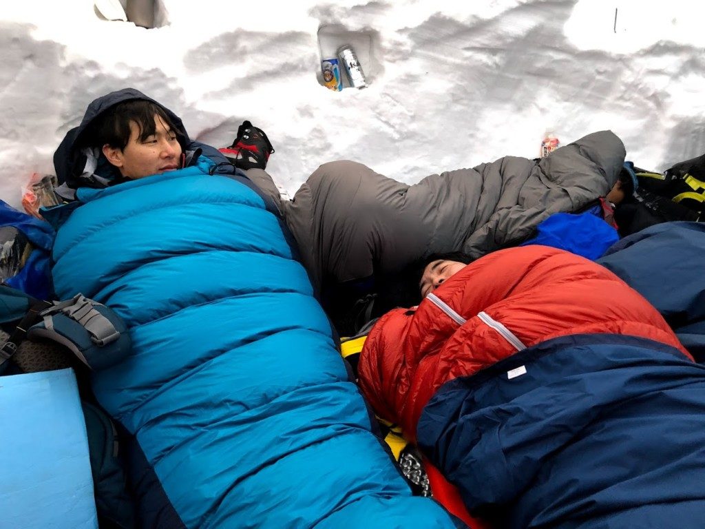 プロガイドが教える 登山用寝袋の種類と選び方